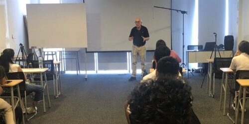 Curso de Oratoria (Jueves de 7 pm a 9:30 pm) Mayo 2025